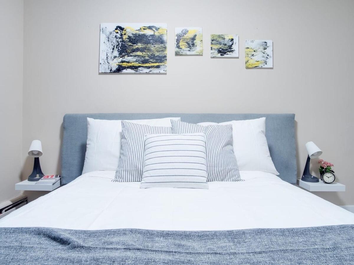 Gorgeous 2Br Condo W Parking Patio Coffee! Calgary Extérieur photo