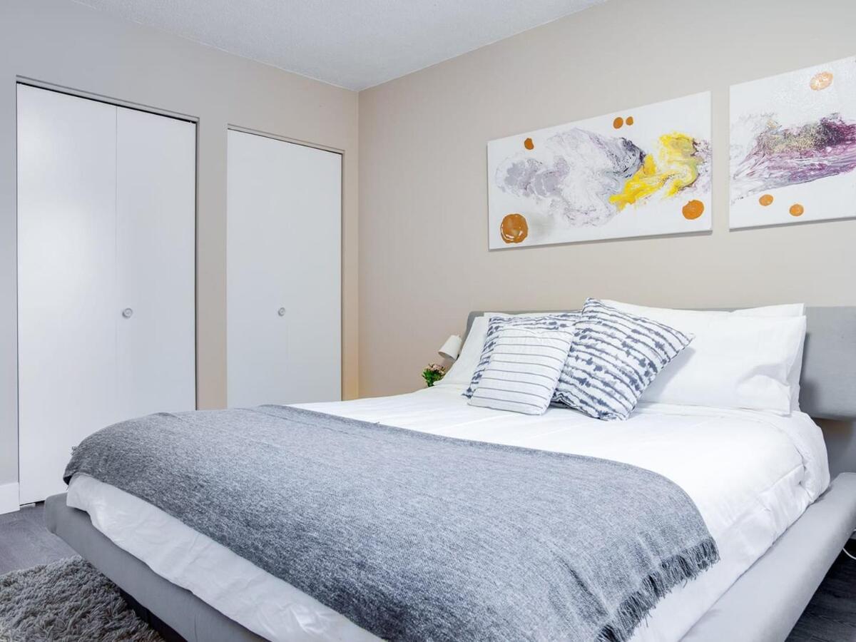 Gorgeous 2Br Condo W Parking Patio Coffee! Calgary Extérieur photo