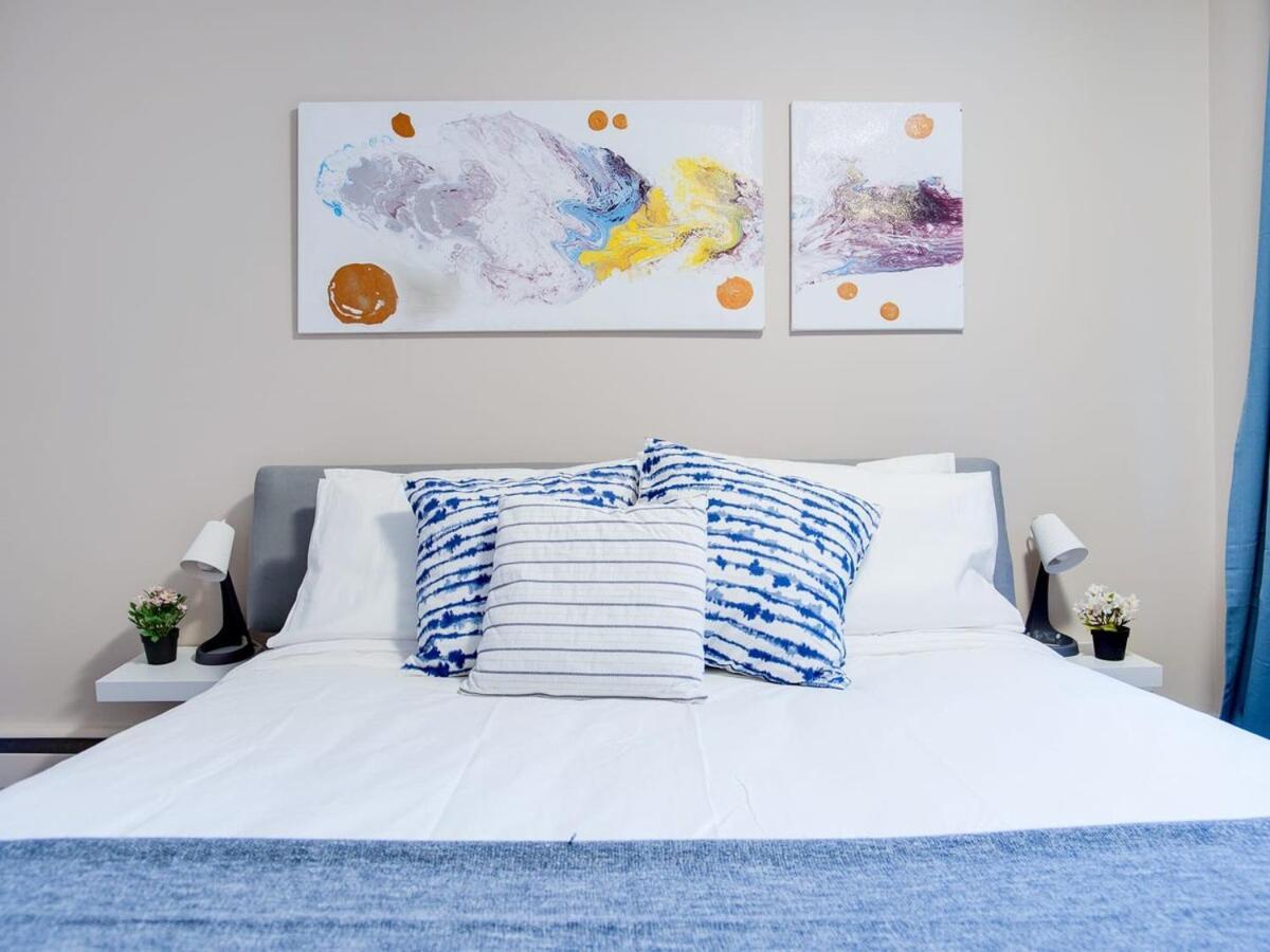 Gorgeous 2Br Condo W Parking Patio Coffee! Calgary Extérieur photo