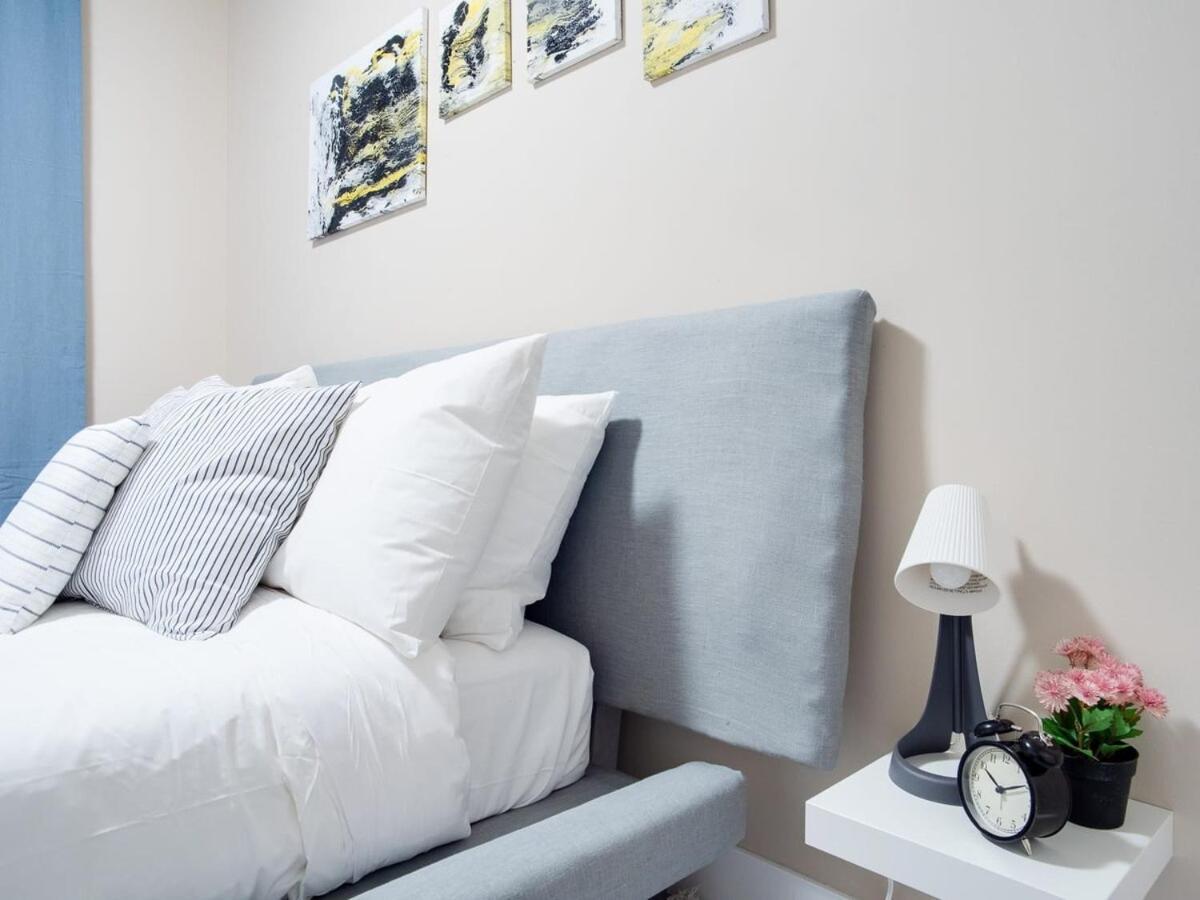 Gorgeous 2Br Condo W Parking Patio Coffee! Calgary Extérieur photo