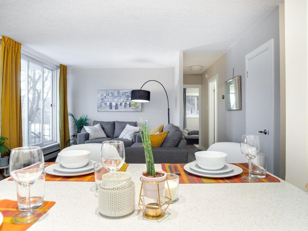 Gorgeous 2Br Condo W Parking Patio Coffee! Calgary Extérieur photo